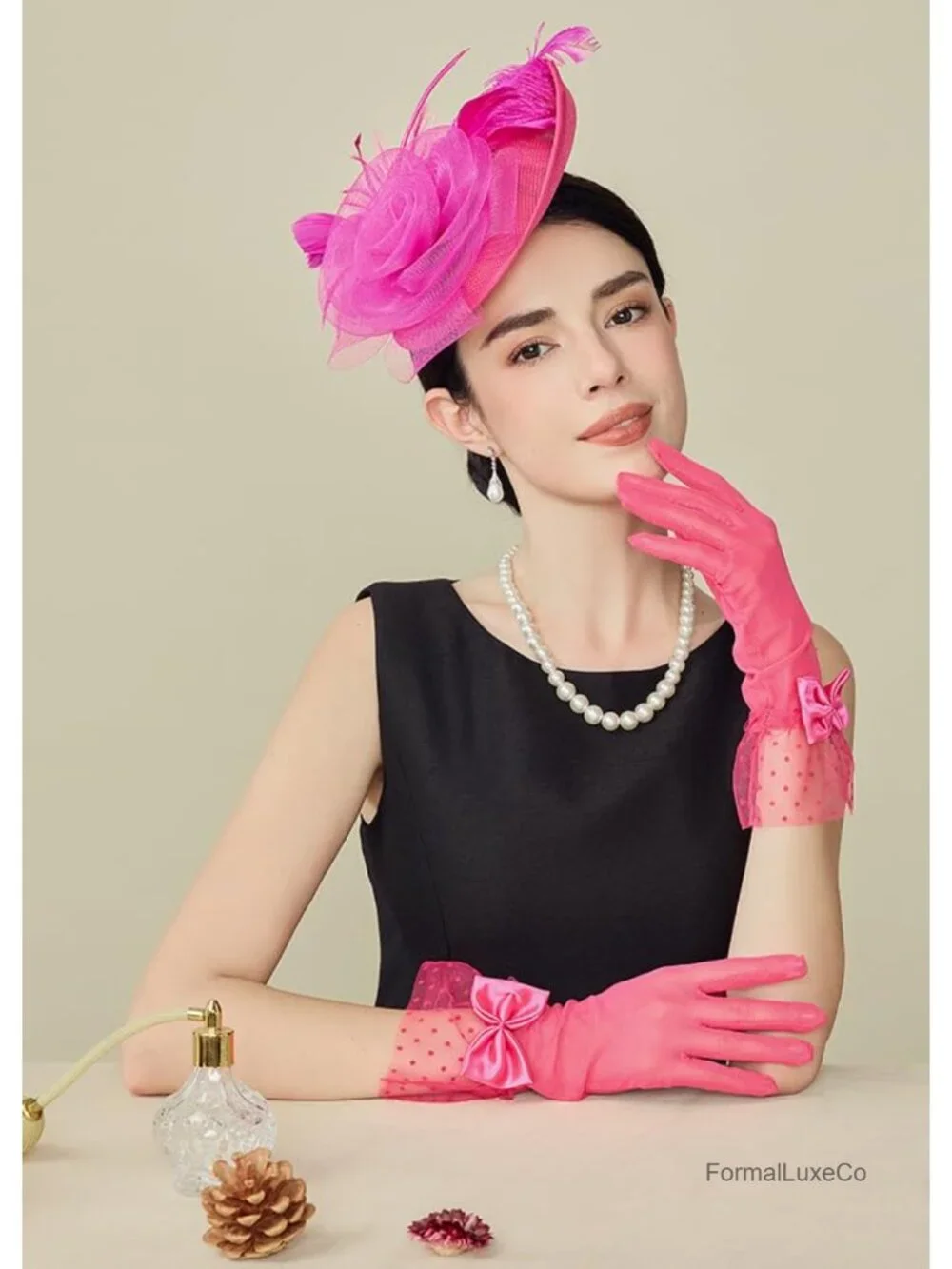 Lace Bow Gloves for Women - Short Evening Prom Wedding Opera Accessories